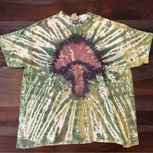 Gildan Green Mushroom Tie-Dye Men's Shirt